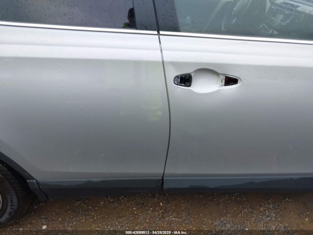 2T3RFREV4HW616631 Toyota Rav4 Xle