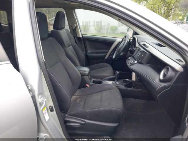 2T3RFREV4HW616631 Toyota Rav4 Xle