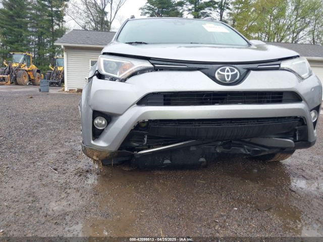 2T3RFREV4HW616631 Toyota Rav4 Xle