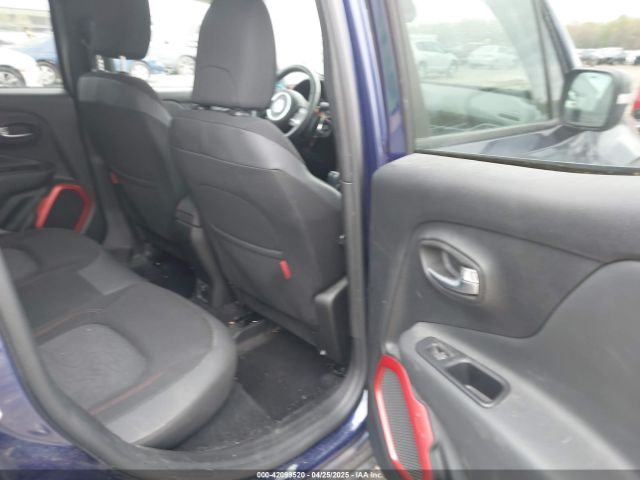 ZACCJBCB1HPG64641 Jeep Renegade Trailhawk 4x4