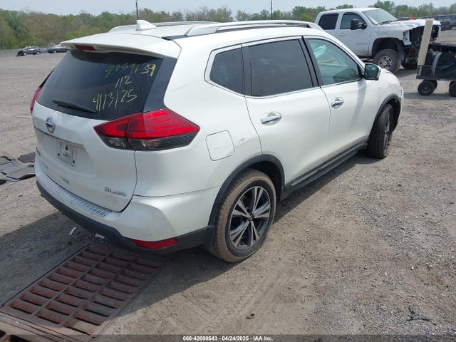 5N1AT2MV7HC794711 Nissan 2017