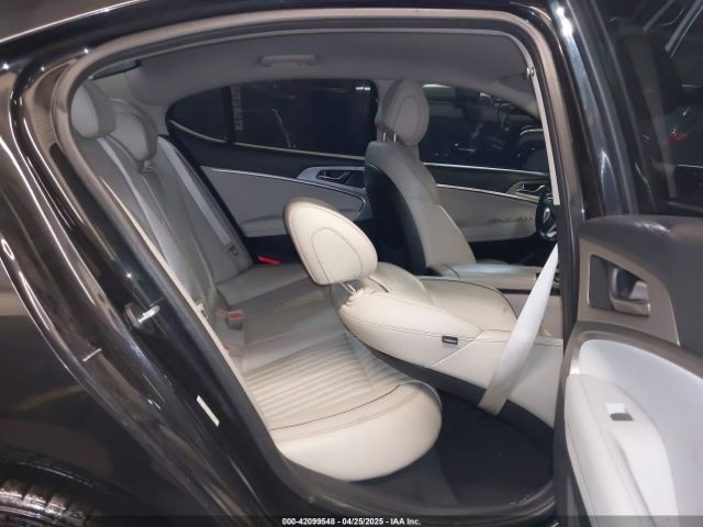 2019 GENESIS G70 KMTG54LE6KU037582 Photo 7