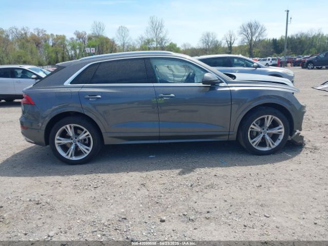 WA1BVAF11KD016990 Audi Q8 55 Premium
