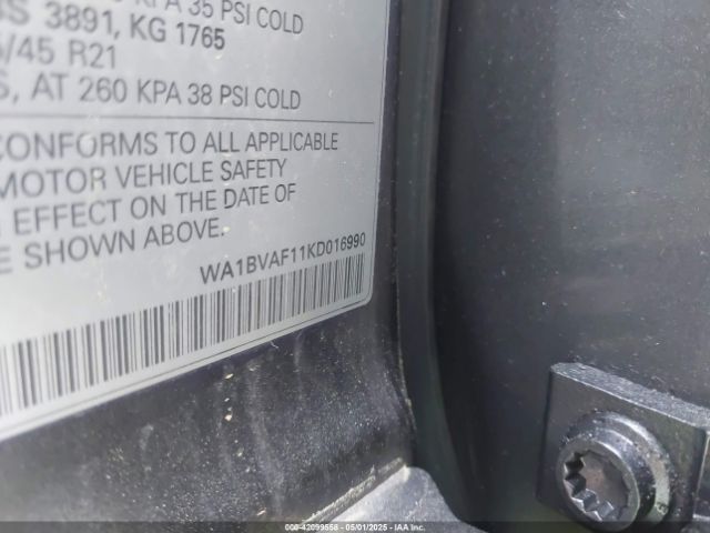 WA1BVAF11KD016990 Audi Q8 55 Premium