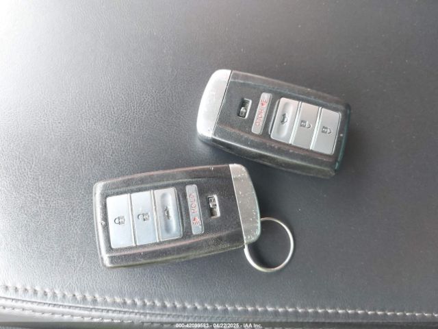 JH4KC1F36EC002427 Acura RLX