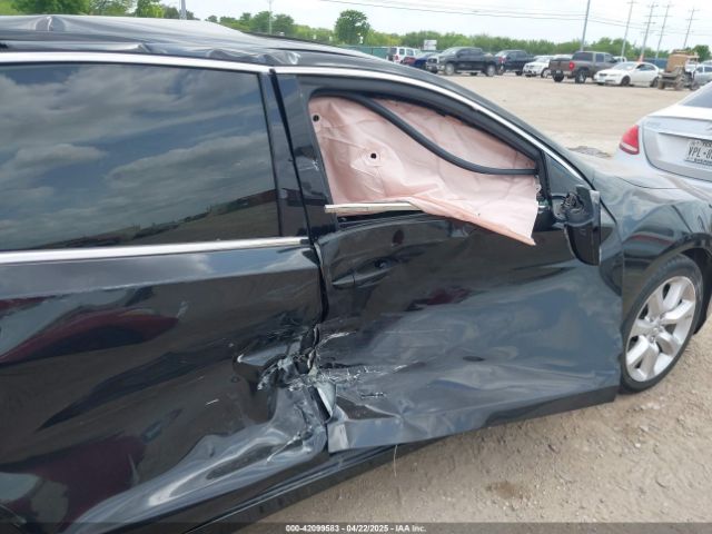 JH4KC1F36EC002427 Acura RLX