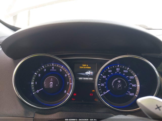 5NPEC4AC4EH908832 Hyundai SONATA SE