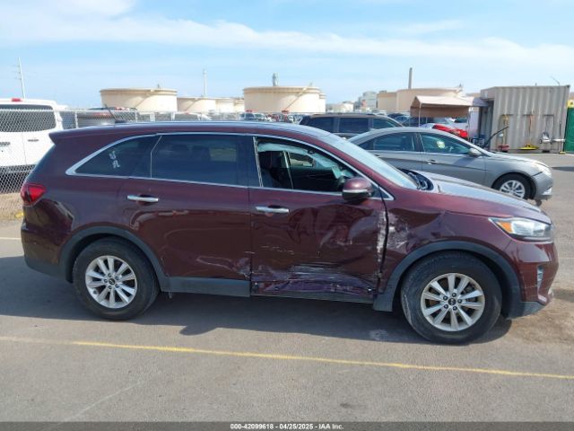 5XYPG4A58KG565461 KIA Sorento 3.3l Lx