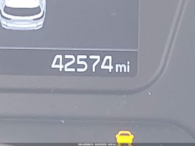 5XYPG4A58KG565461 KIA Sorento 3.3l Lx
