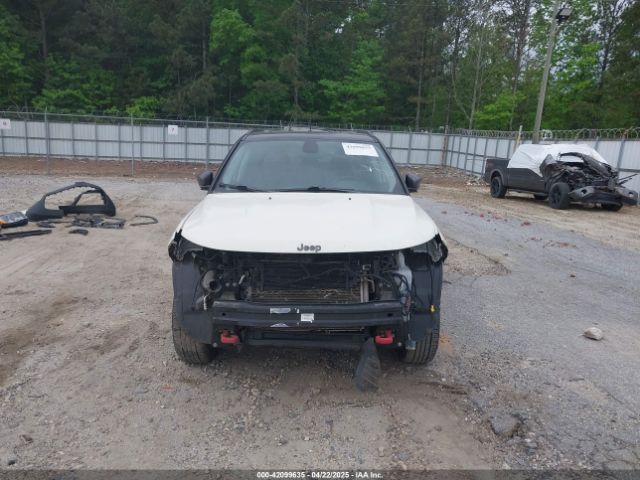 3C4NJDDB2KT671066 Jeep Compass Trailhawk 4x4
