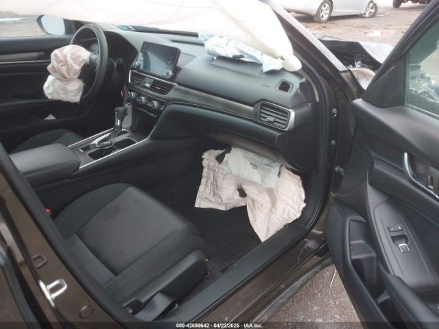 1HGCV1F17JA241961 Honda ACCORD LX