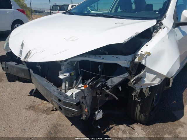5YFBURHE9EP076525 Toyota COROLLA LE