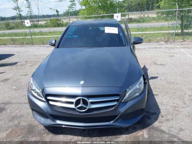 55SWF4JB8GU116105 Mercedes-Benz C 300 Luxury/sport