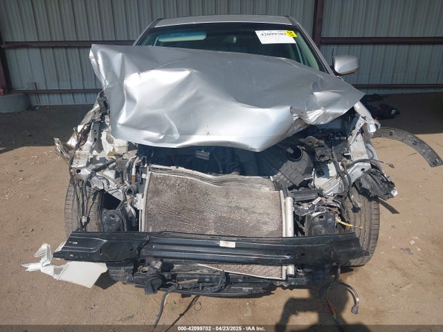 5XYZTDLBXJG558694 Hyundai Santa Fe Sport 2.4l