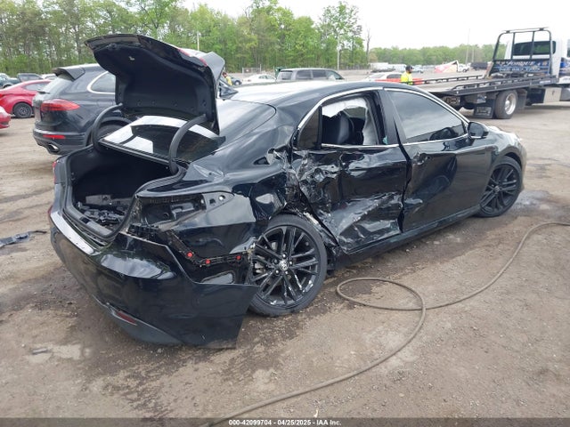 4T1C11AK3MU583738 Toyota CAMRY LE