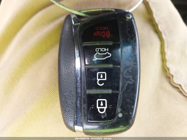 5XYZU3LB0JG550224 Hyundai Santa Fe Sport 2.4l