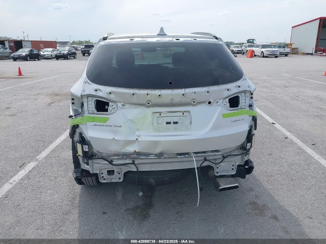 5XYZU3LB0JG550224 Hyundai Santa Fe Sport 2.4l