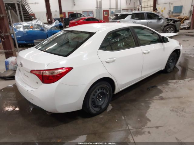 2T1BURHE7JC109709 Toyota COROLLA LE