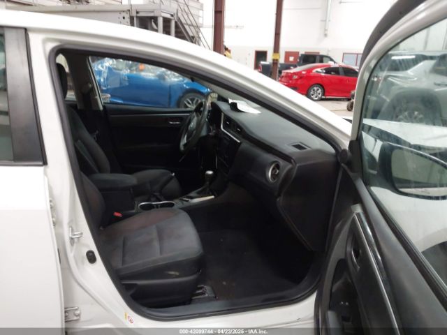 2T1BURHE7JC109709 Toyota COROLLA LE
