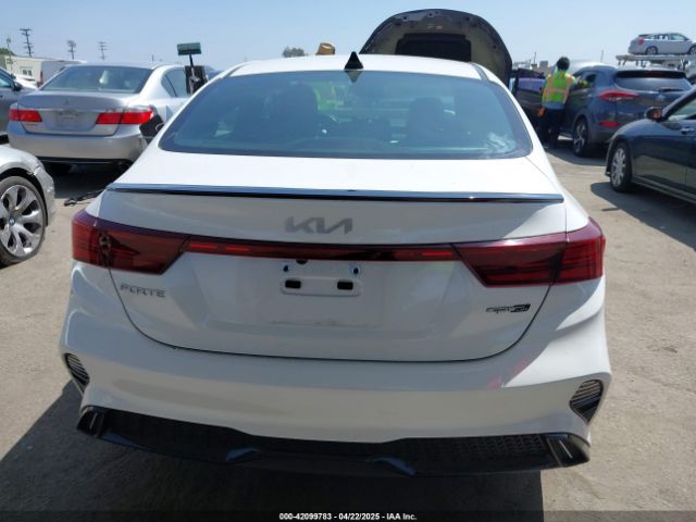 3KPF54AD0RE719077 KIA Forte Gt-line