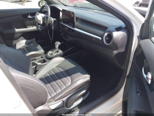 3KPF54AD0RE719077 KIA Forte Gt-line