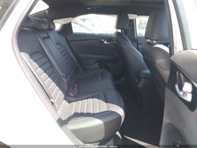 3KPF54AD0RE719077 KIA Forte Gt-line