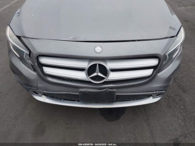 WDCTG4EB3GJ220886 Mercedes-Benz GLA 250