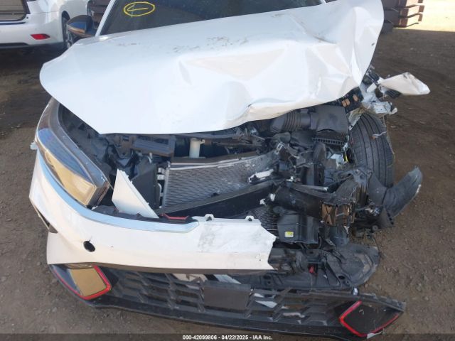 3KPF54AD8PE664715 KIA mpi nu