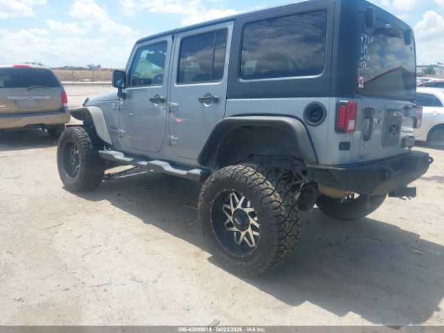 2015 JEEP WRANGLER UNLIMITED 1C4BJWDG7FL505492 Photo 2