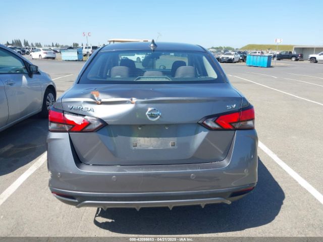 3N1CN8EV7ML886377 Nissan Versa Sv Xtronic Cvt