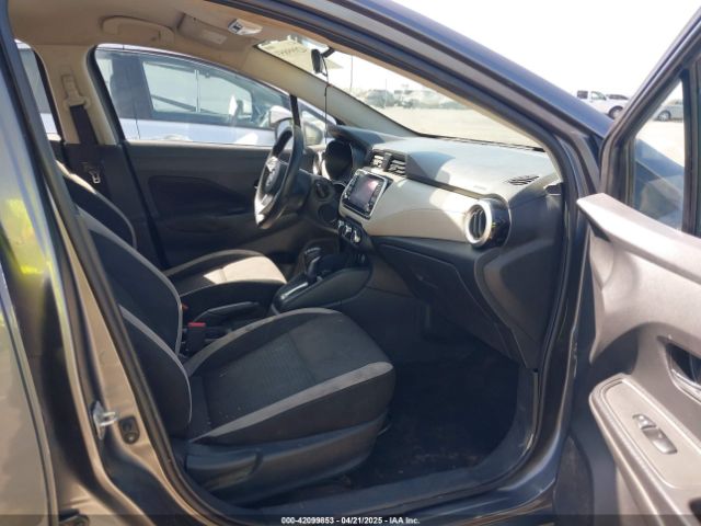 3N1CN8EV7ML886377 Nissan Versa Sv Xtronic Cvt
