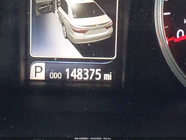 4T1BF1FKXGU215681 Toyota CAMRY SE