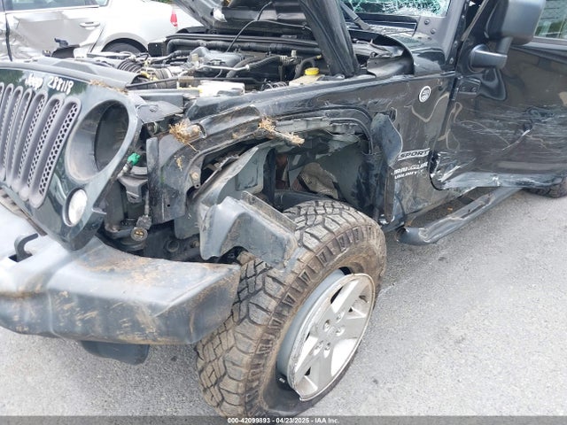 1C4BJWDG1GL288118 Jeep Wrangler Unlimited Sport
