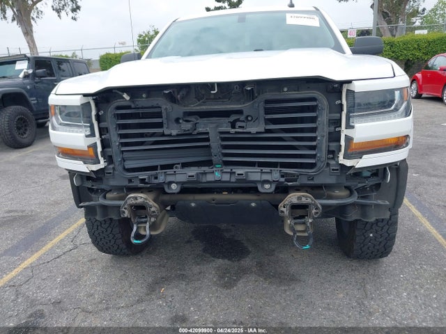 1GCRCPEH6JZ274743 Chevrolet Silverado 1500 Custom
