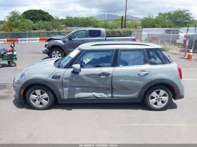 WMW33DK0XN2P59935 Mini Hardtop