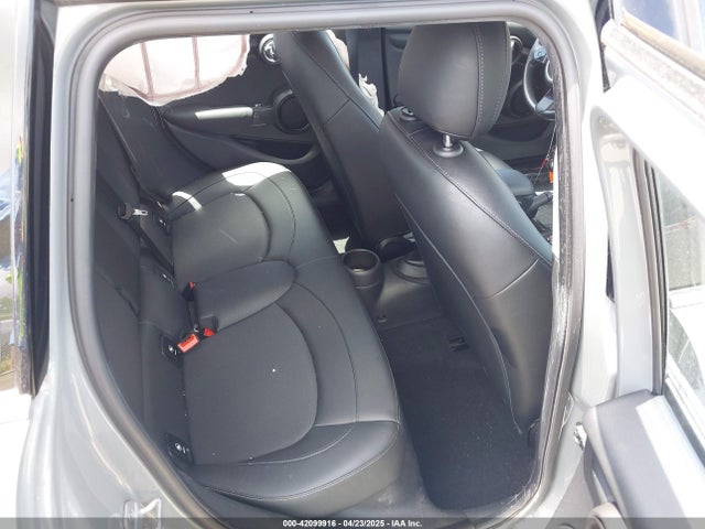 WMW33DK0XN2P59935 Mini Hardtop