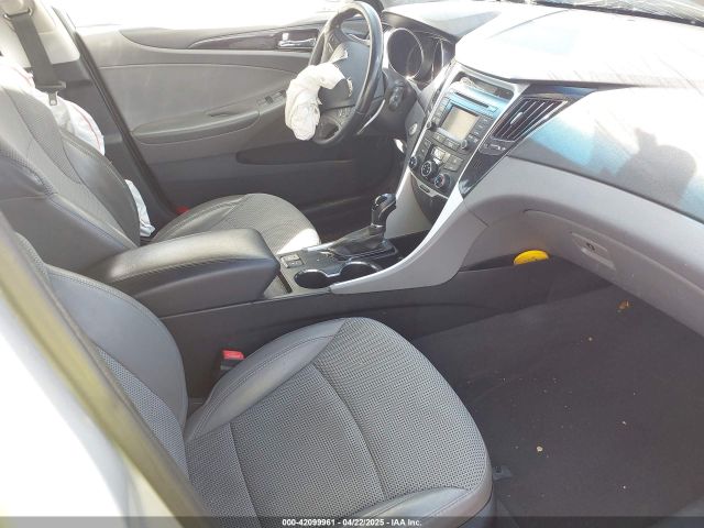 5NPEC4AC7EH817196 Hyundai SONATA SE