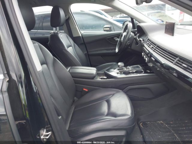 WA1LHAF73HD046288 Audi Q7 2.0t Premium