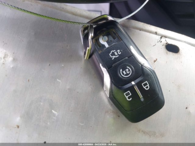 3FA6P0RU0GR122515 Ford Fusion Hybrid Titanium