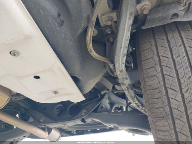 5TDKZRFH6KS350958 Toyota Highlander Xle