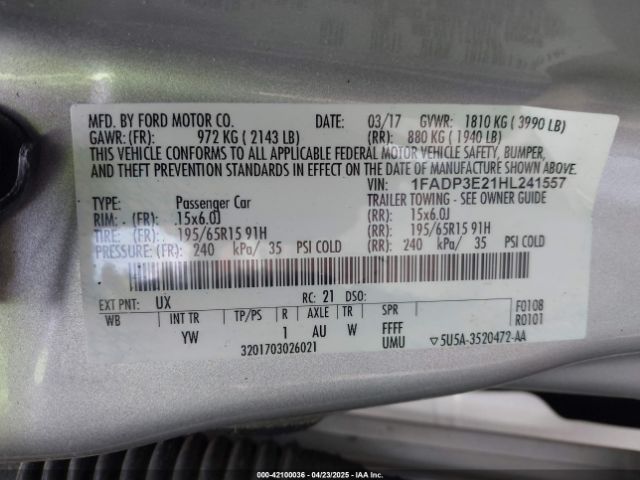 1FADP3E21HL241557 Ford FOCUS S