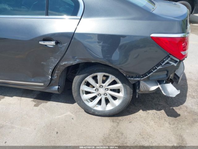 1G4GB5G34GF229628 Buick Lacrosse Leather