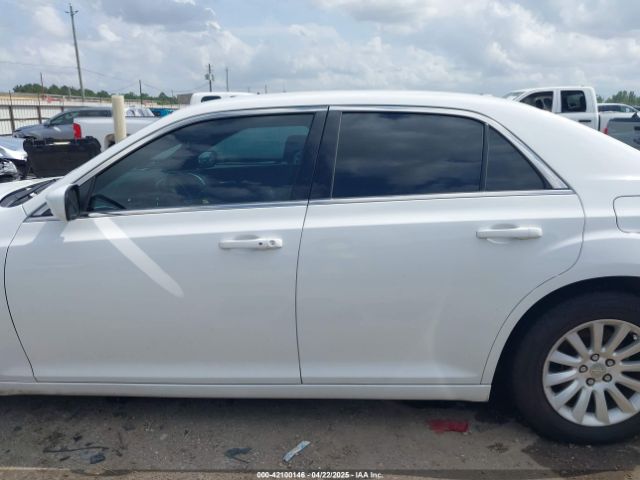 2C3CCAAG9EH381022 Chrysler 300