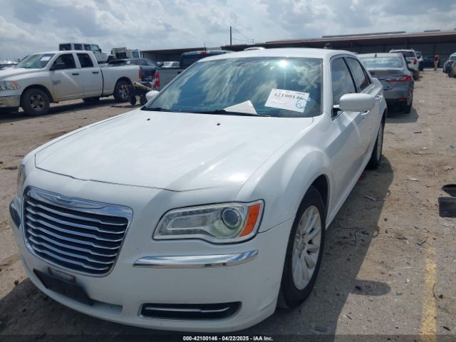 2C3CCAAG9EH381022 Chrysler 300