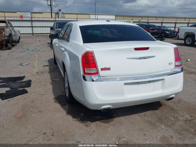 2C3CCAAG9EH381022 Chrysler 300