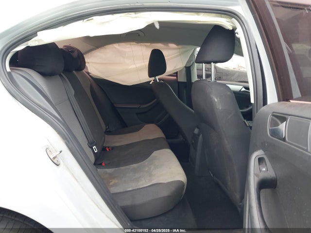 3VW167AJXHM381008 Volkswagen Jetta 1.4t S
