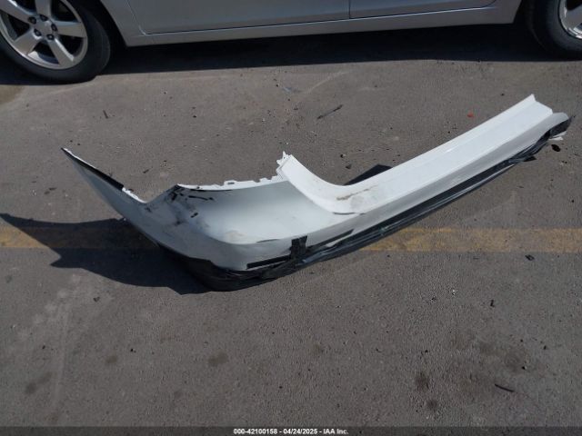 4T1B11HK4JU003393 Toyota CAMRY LE