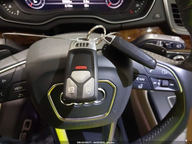 WA1CNAFY8J2144431 Audi Q5 2.0t Premium/2.0t Tech Premium