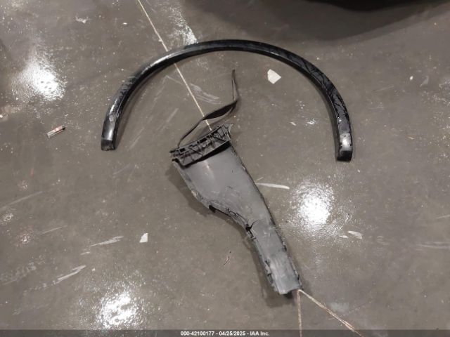 WA1CNAFY8J2144431 Audi Q5 2.0t Premium/2.0t Tech Premium