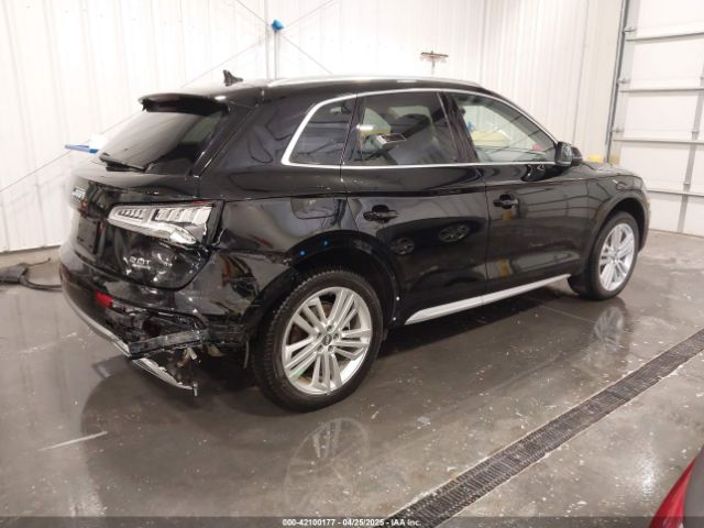 WA1CNAFY8J2144431 Audi Q5 2.0t Premium/2.0t Tech Premium